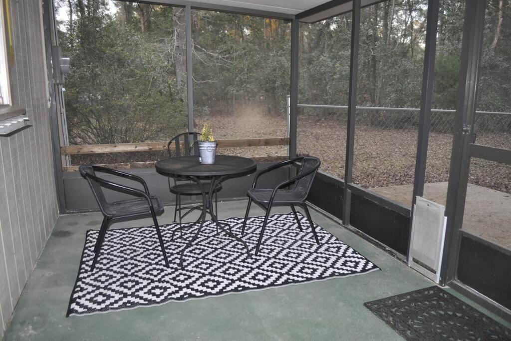 Huck'S Hideaway Near The Santa Fe River Fort White Exterior photo